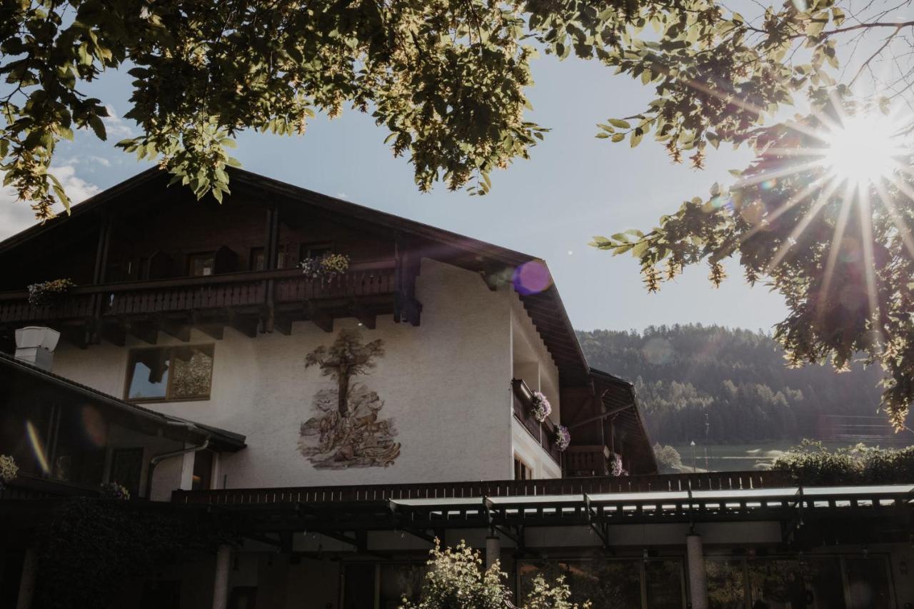Parkhotel Matrei Matrei am Brenner Exteriör bild