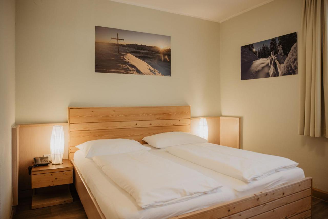 Parkhotel Matrei Matrei am Brenner Exteriör bild