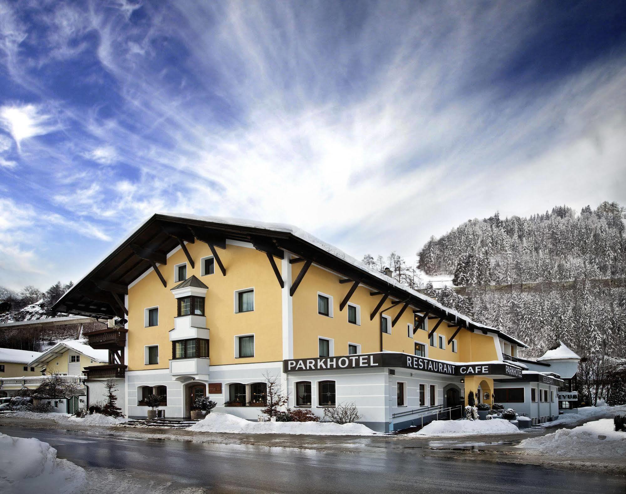 Parkhotel Matrei Matrei am Brenner Exteriör bild